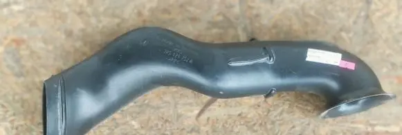 Intake resonator