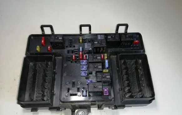 Ford Edge II Fuse module F2GT14A067BB