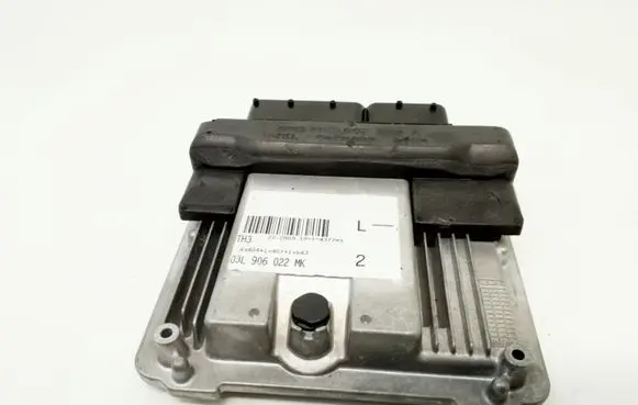 Audi A4 S4 B8 8K Engine control unit/module 03L906022MK 0281015583 8K0907352A