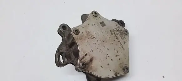 Volvo V70 Vacuum pump BM5G2A451FB