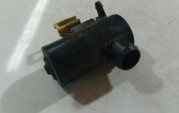 Honda Accord Windscreen/windshield washer pump 
