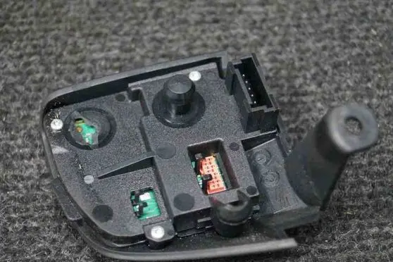 Other switches/knobs/shifts