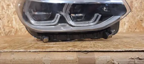 BMW X3 G01 Headlight/headlamp 8739654
