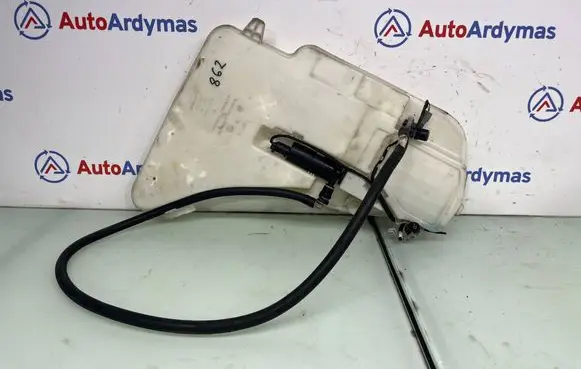 BMW 5 F10 F11 Windshield washer fluid reservoir/tank 7269663 61667269669