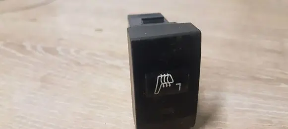 KIA Sorento Seat heating switch 864W03000 937403E000