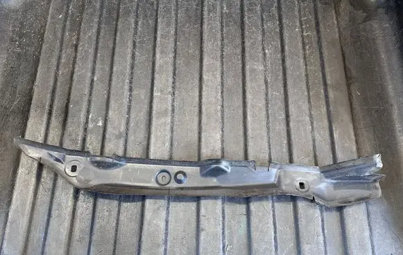 Volvo V60 Fender end trim 32244537