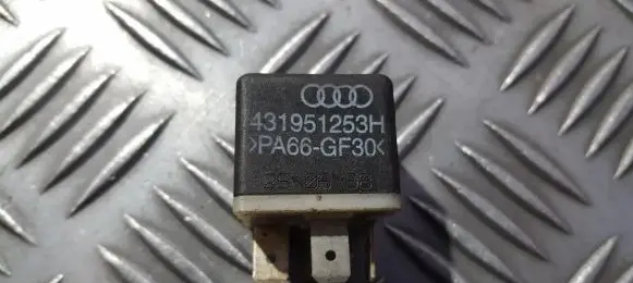 Volkswagen PASSAT B3 Other relay 431951253h