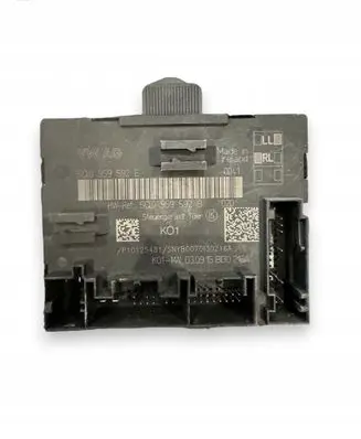 Volkswagen Golf VII Door control unit/module 5Q0959592E