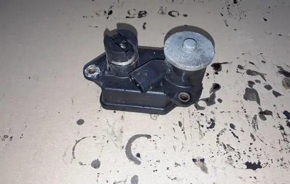 Mercedes-Benz A W169 Intake manifold valve actuator/motor A6401500494 701104 04B7T326