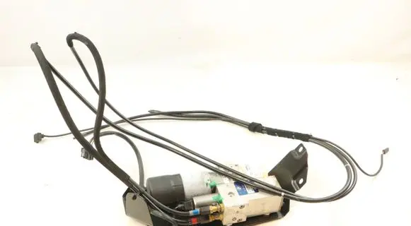 BMW 5 E60 E61 Tailgate hydraulic pump motor 7111867 HB70401002