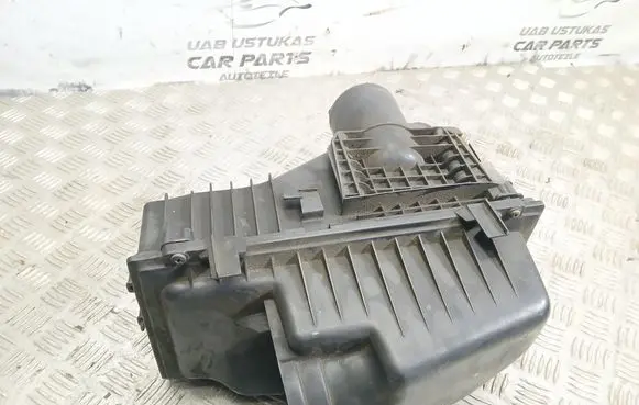 Peugeot 607 Air filter box 9629040380