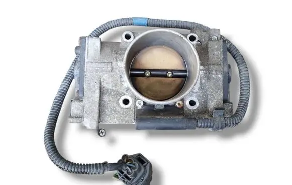 Volvo V70 Throttle valve 8644345