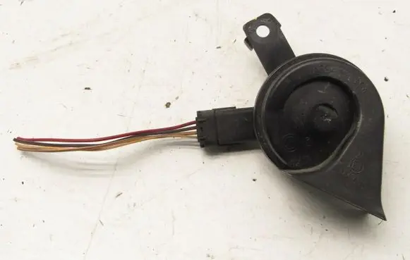 Dacia Sandero III Horn signal 256106404R