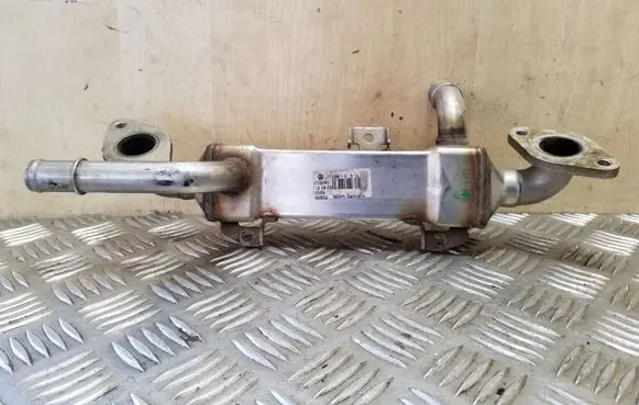 Ford Galaxy EGR valve cooler 038131513L