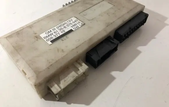 BMW 5 E39 Comfort/convenience module 61356913520 6913520