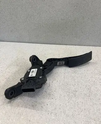 KIA Rio Accelerator throttle pedal 327001RXXX PA66GF40