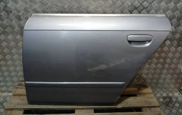 Audi A4 S4 B7 8E 8H Rear door