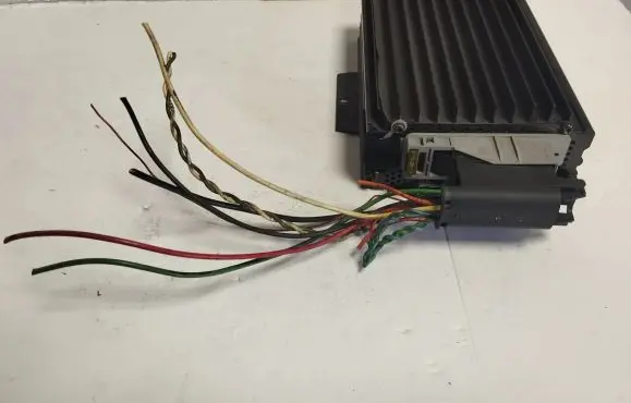 Mercedes-Benz ML W163 Sound system wiring loom A1638202789 BOSE 0015455102