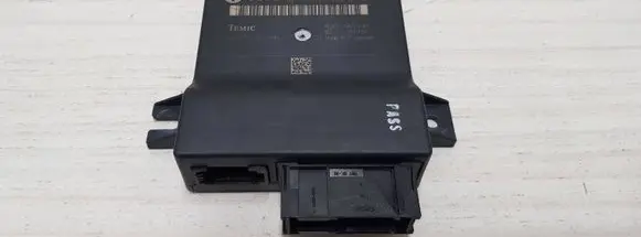 Audi A6 S6 C6 4F Gateway control module 4L0907468B 4L0910468A