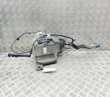 Mercedes-Benz CLA C117 X117 W117 Windshield washer fluid reservoir/tank A1178600560