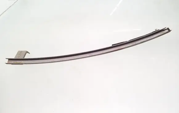 Honda Civic Rear door windshield rail 