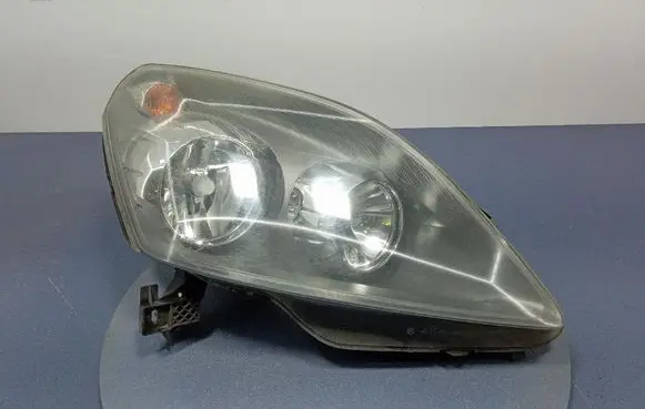 Opel Zafira B Headlight/headlamp 24451053