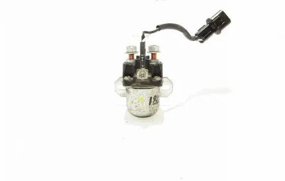 Mitsubishi Pajero Glow plug pre-heat relay MD342751