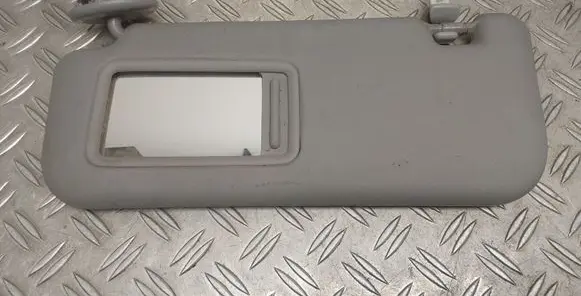 Toyota Yaris Sun visor