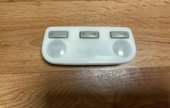 Front seat light