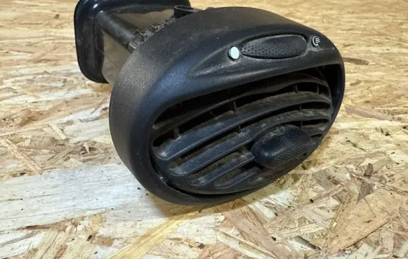 Ford Focus Dash center air vent grill 98AB19893BJW