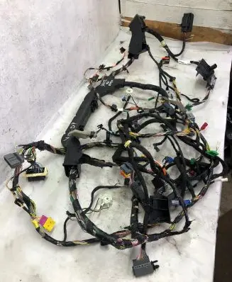 Volvo S90, V90 Right interior wiring harness 32243192AC