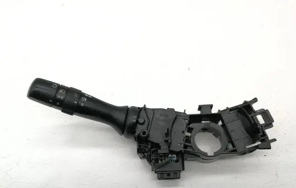 Toyota Yaris Indicator stalk 173832 0232117F612