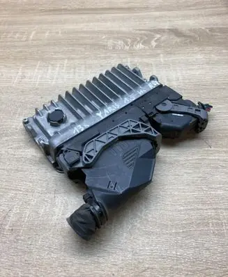 Toyota Yaris Engine control unit/module ECU 896610DC00 MB2755002292