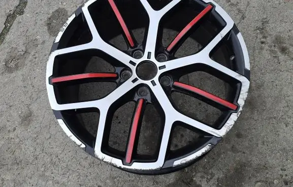 Renault Megane IV R20 alloy rim 403009975