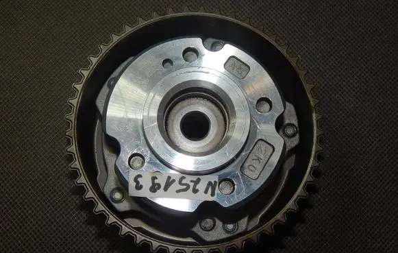 Camshaft pulley/ VANOS