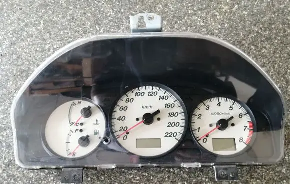 Mazda Premacy Speedometer (instrument cluster) CB84A