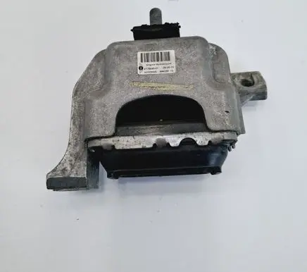 Mini One - Cooper Clubman R55 Engine mount bracket 6778645