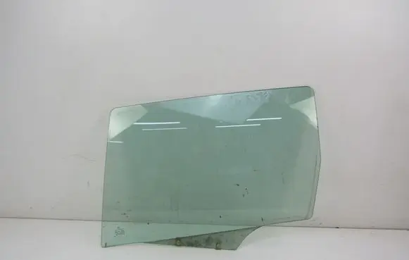 Peugeot 307 Rear door window glass 