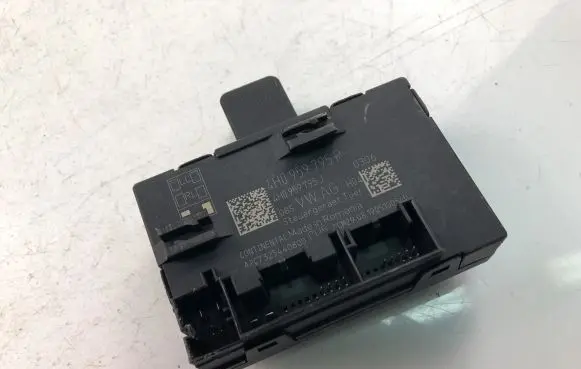 Volkswagen Touareg II Other control units/modules 4H0959795P