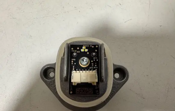 BMW 7 G11 G12 LED ballast control module 63117440360 7440360 63117408731