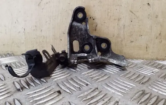 KIA Sportage Gear shift cable bracket 