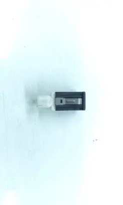 BMW X1 E84 USB socket connector 9237656