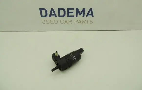 Skoda Octavia Mk2 (1Z) Windscreen/windshield washer pump 1K6955651 DS10