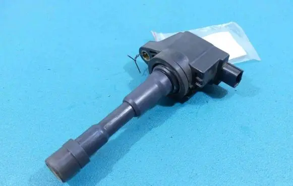 High voltage ignition coil