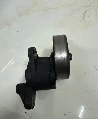 Toyota Avensis T250 Alternator belt tensioner 