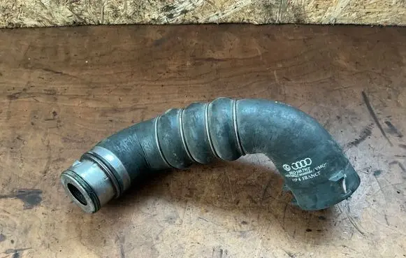 Audi A4 S4 B6 8E 8H Intercooler hose/pipe 8E0145790P
