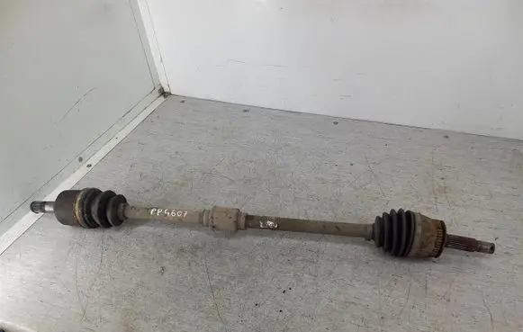 Hyundai Elantra Front driveshaft 