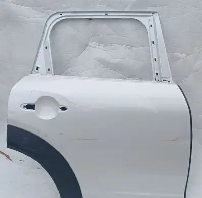 Mini Cooper Countryman F60 Rear door