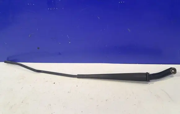Volvo S60 Windshield/front glass wiper blade 8624246