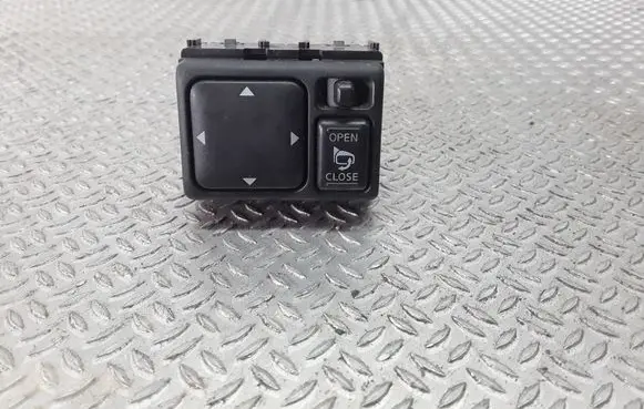 Nissan X-Trail T30 Wing mirror switch